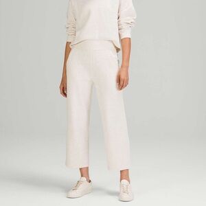 Lululemon Ribbed Straight Leg Super-High-Rise Crop 23"